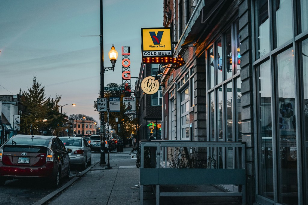 A photo of Logan Square neighborhood in Chicago, Illinois